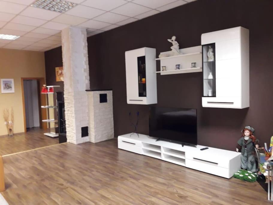 Ferienwohnung Aelit Кітцінґен Екстер'єр фото